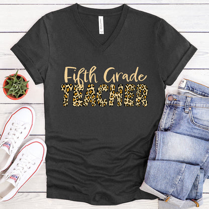 Fifth Grade TEACHER in Leopard print - V-Neck Tee