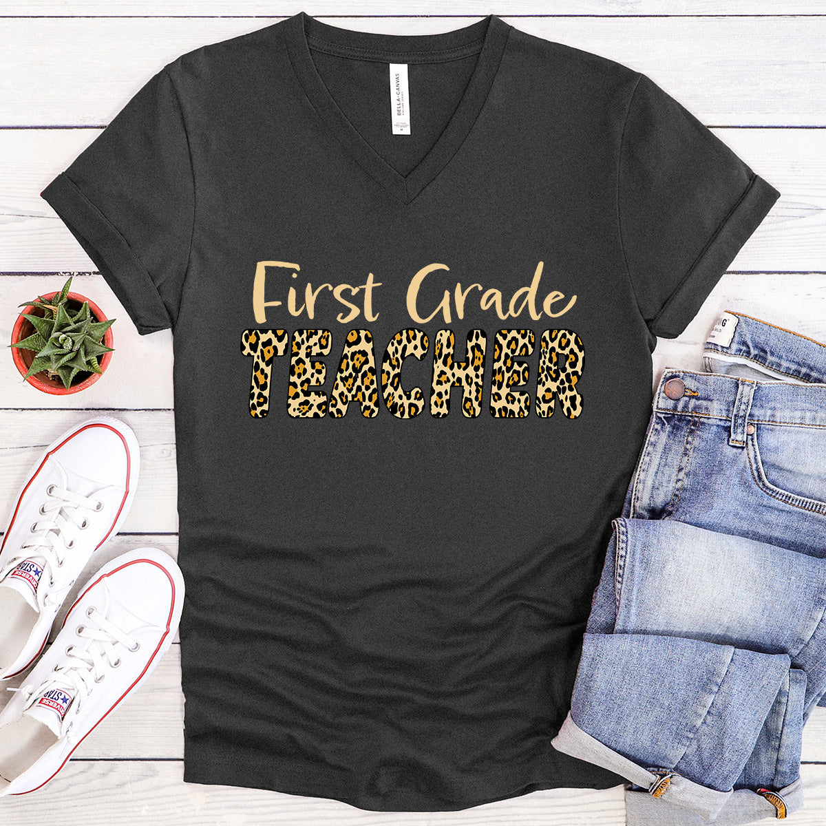 First  Grade TEACHER in Leopard print - V-Neck Tee