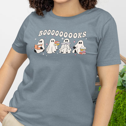 Retro Ghosts Reading Books - Halloween Unisex T-shirt