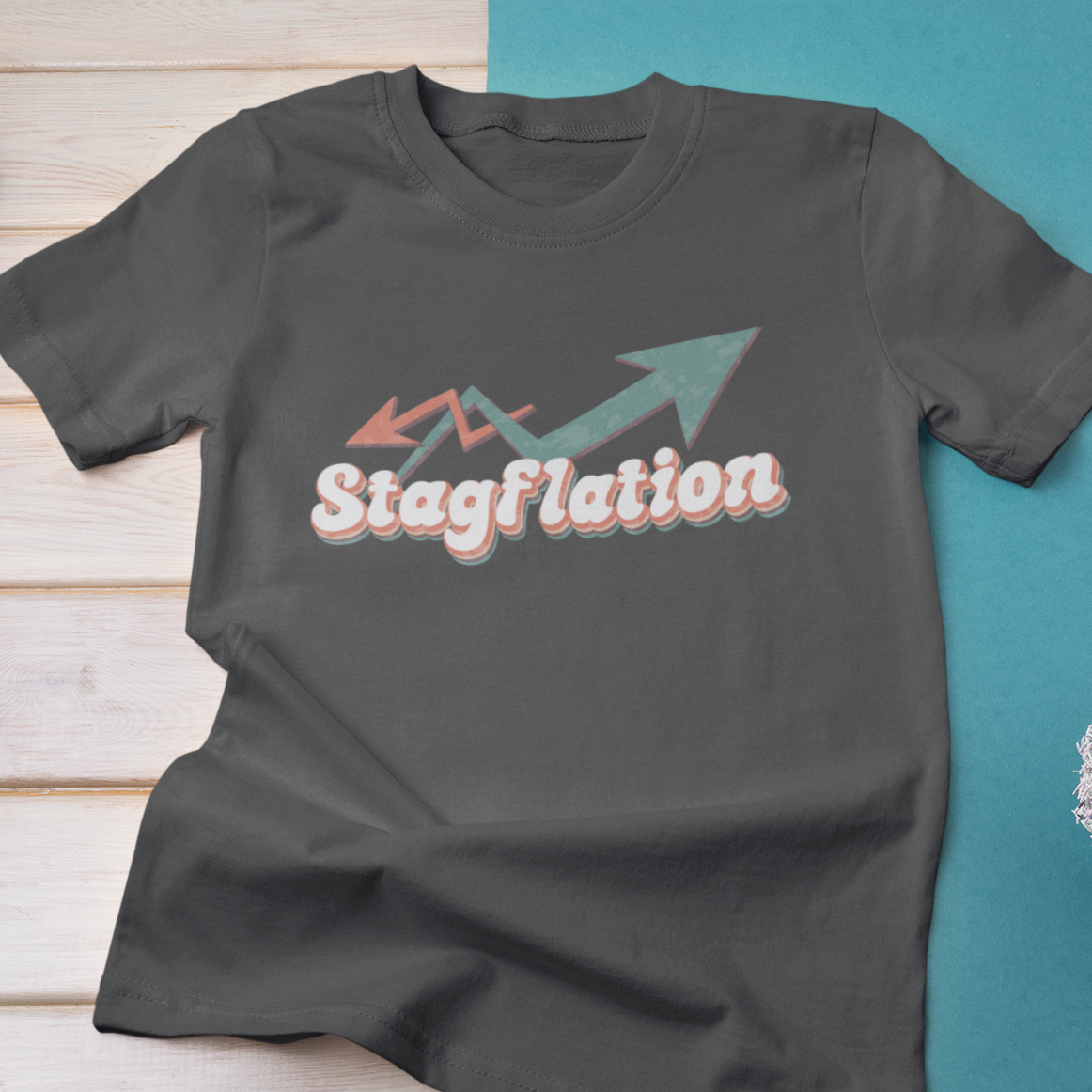 Stagflation Arrows Modern-Retro - T-shirt