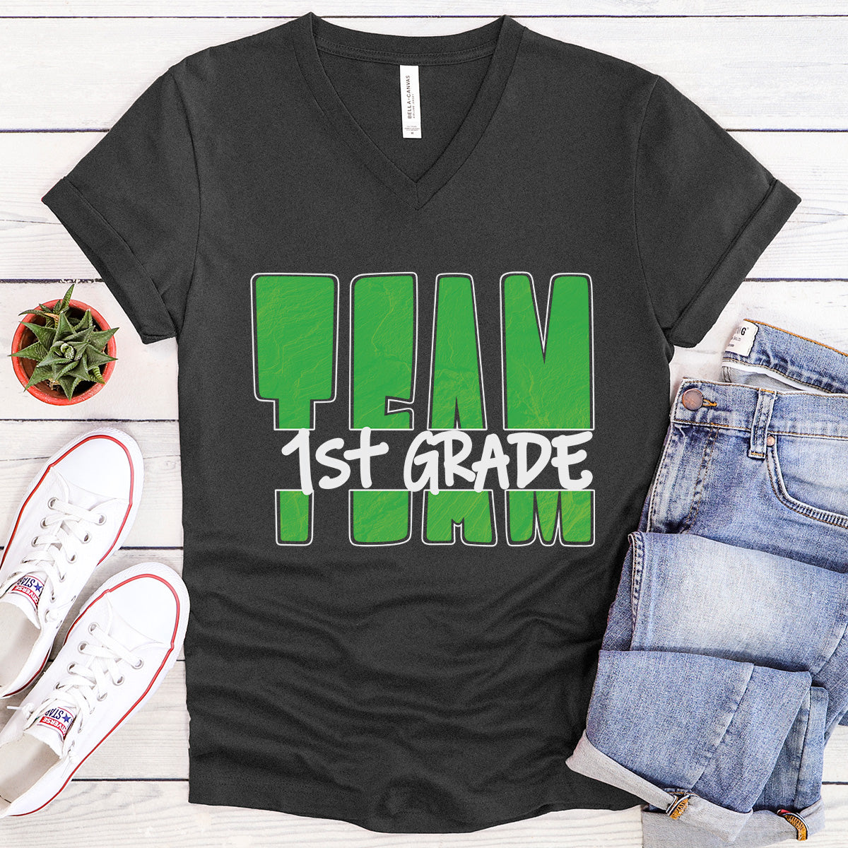 TEAM 1st Grade - Leaf Green - V-neck T-shirt