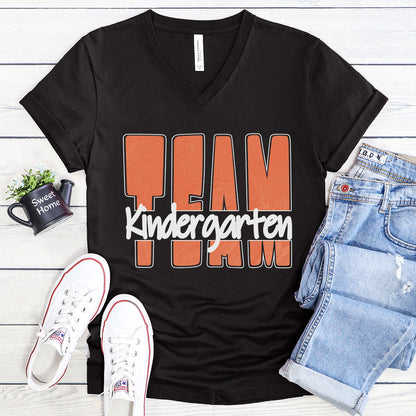 TEAM Kindergarten - Mango Orange - V-neck T-shirt